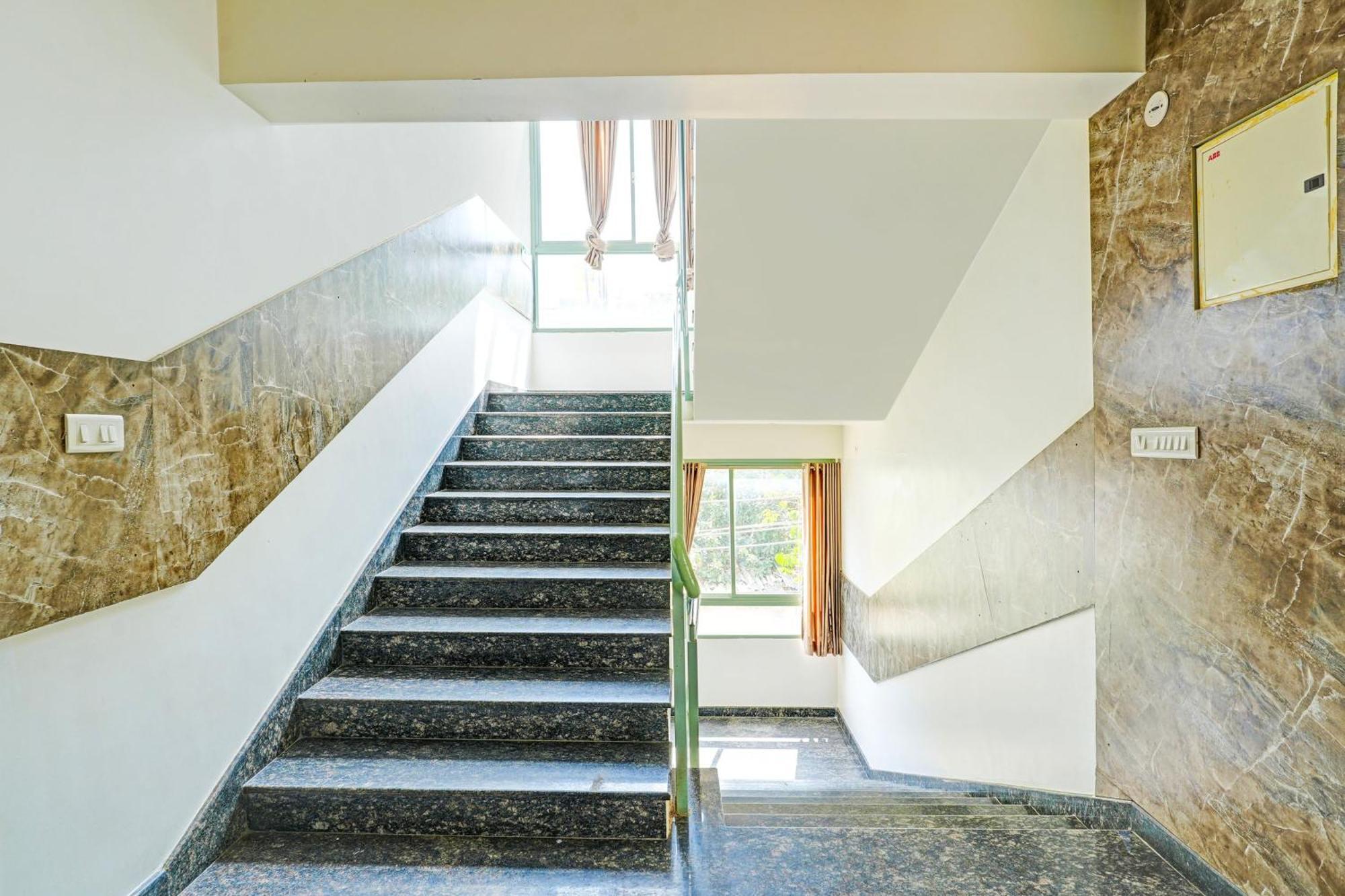 Super Hotel O Kaveri Road Mysore Narasimharaja Puram Экстерьер фото